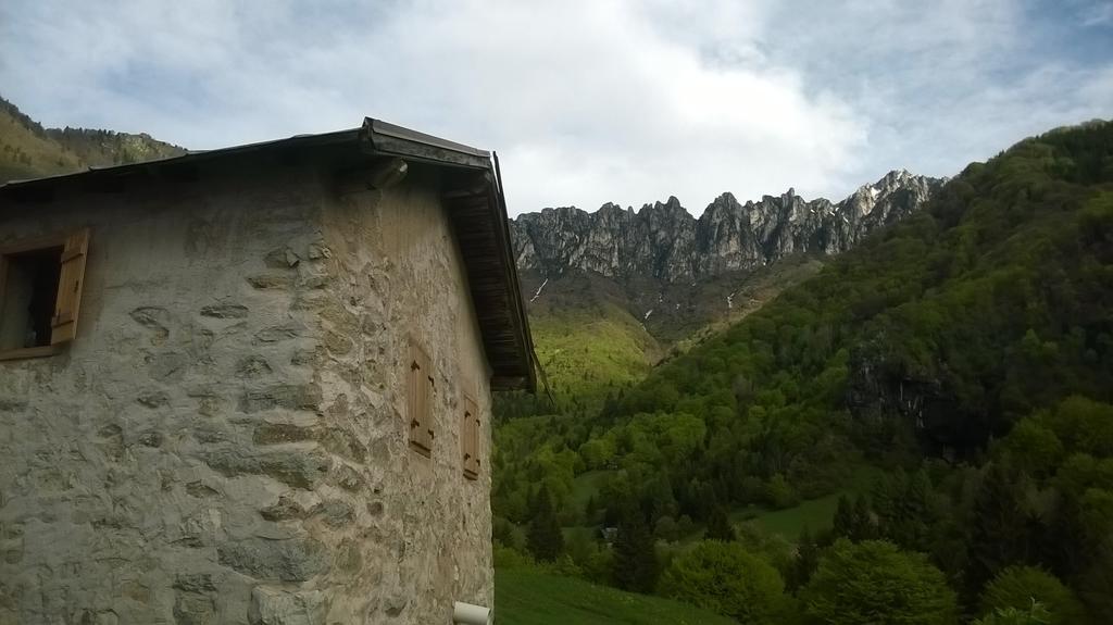 Antica Casa Ortensia Riva del Garda Quarto foto