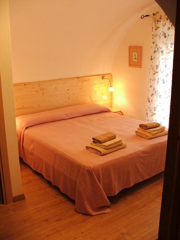 Antica Casa Ortensia Riva del Garda Exterior foto
