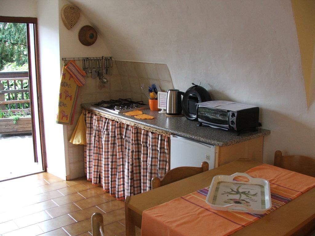Antica Casa Ortensia Riva del Garda Exterior foto