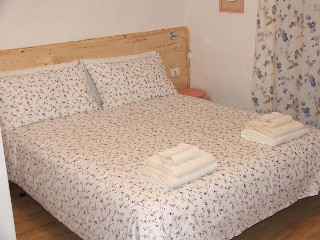 Antica Casa Ortensia Riva del Garda Exterior foto
