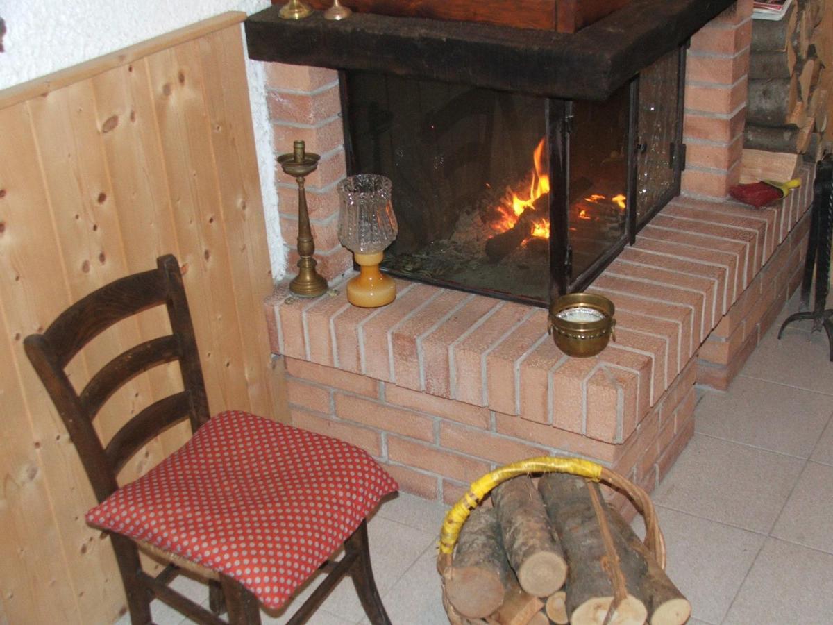 Antica Casa Ortensia Riva del Garda Quarto foto